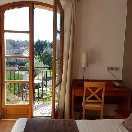 Et Restaurant Logis De Mon Pere Hotel