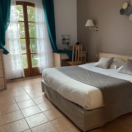 Logis Restaurant De Mon Pere Отель