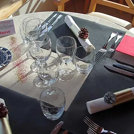 Et Restaurant Logis De Mon Pere Отель 3*