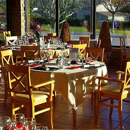 Et Restaurant Logis De Mon Pere 3* Saint-Jean-le-Centenier