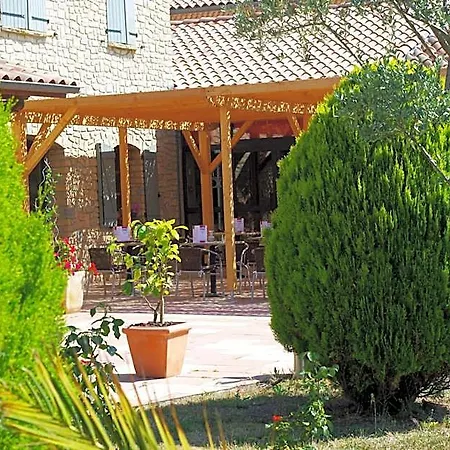 Et Restaurant Logis De Mon Pere 3*