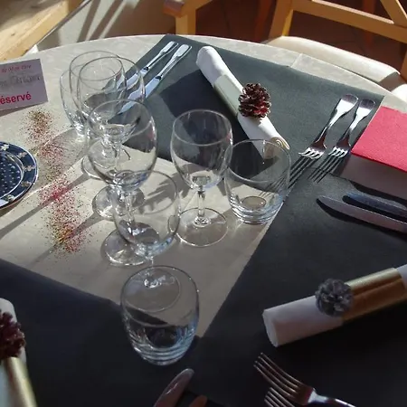 Et Restaurant Logis De Mon Pere 3* Saint-Jean-le-Centenier